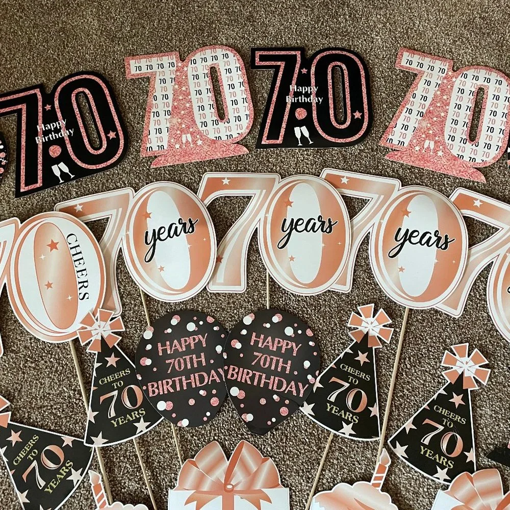 70th birthday decorations for women (32 pieces)